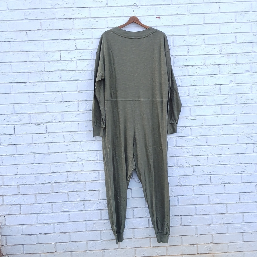 Natural Life Johnnie Plunge Jumpsuit XS - Picture 6 of 6